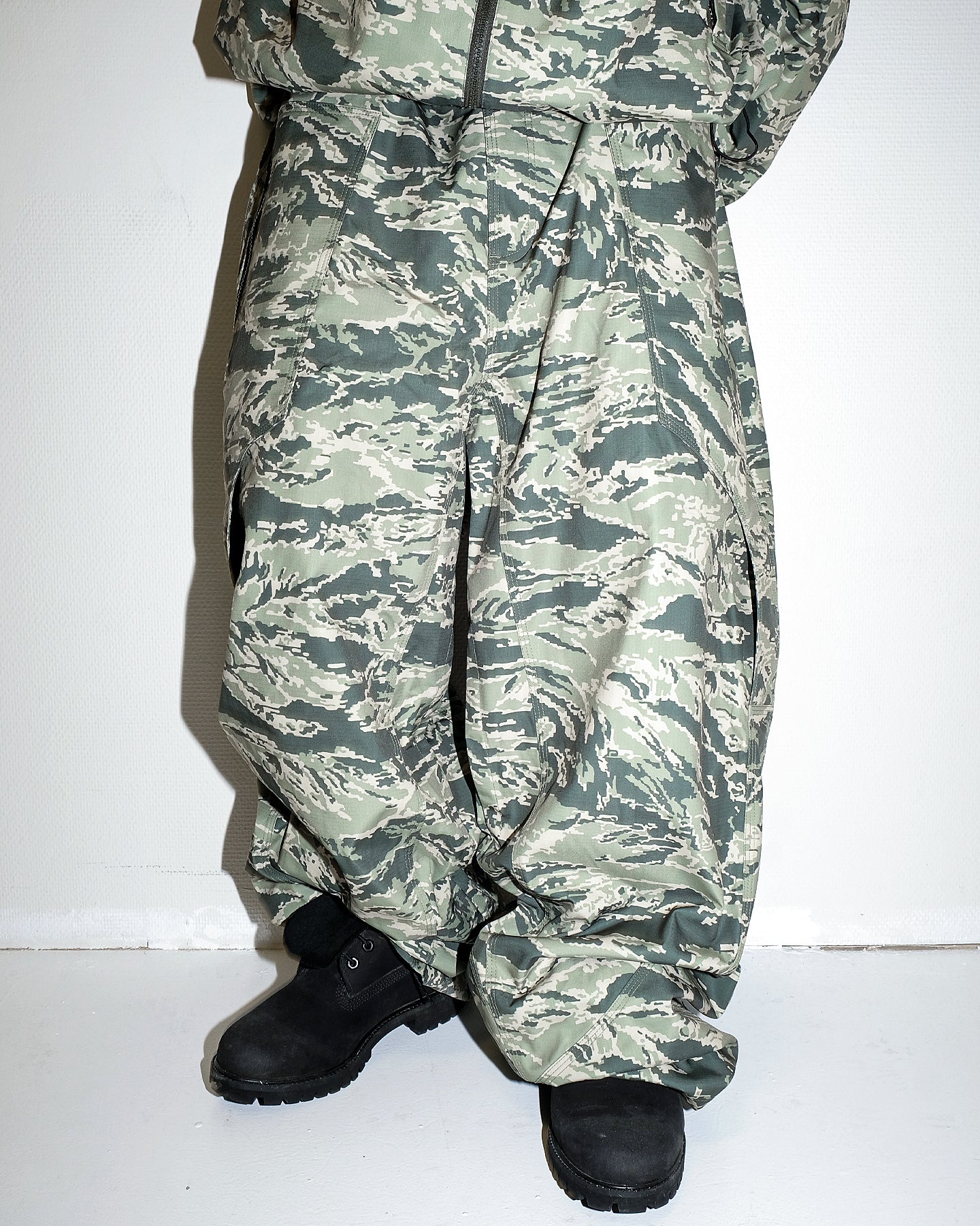 FALL´25 LOOKBOOK – Harlaut Apparel