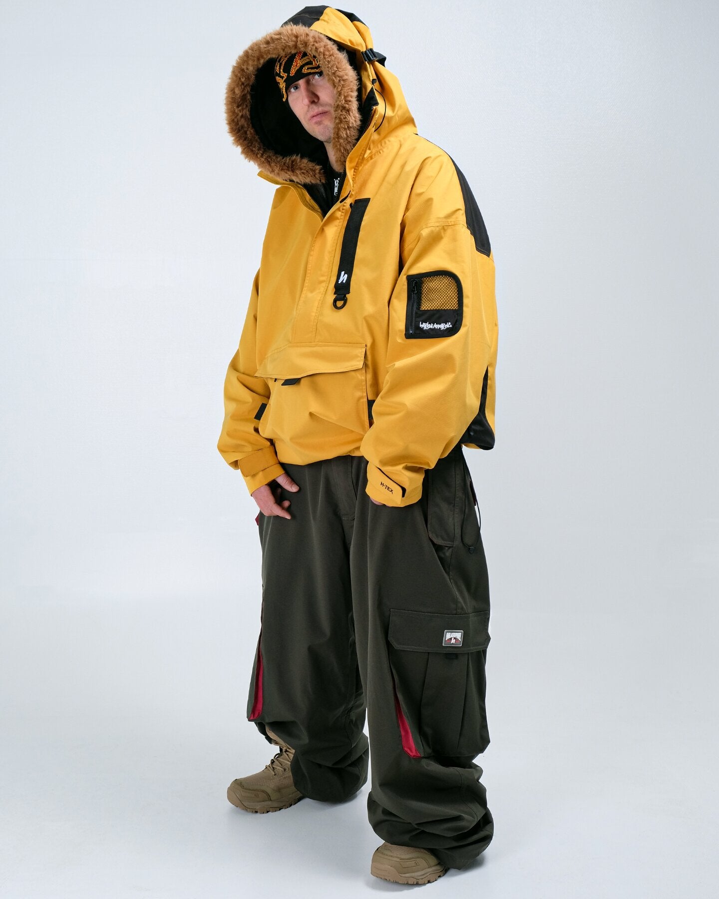 Harlaut Apparel
