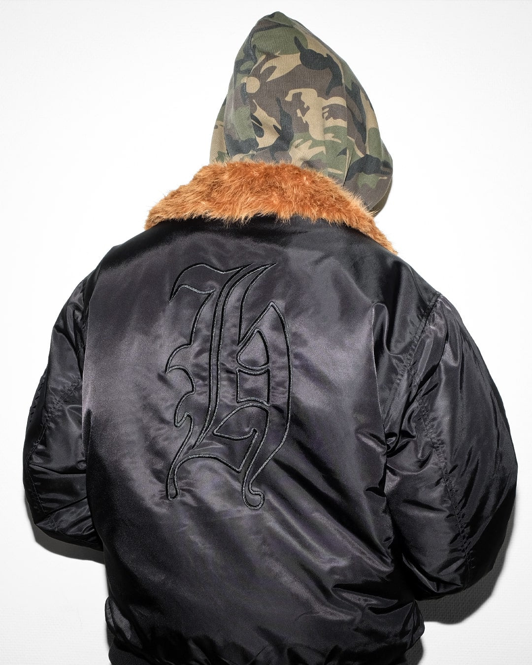 FALL´24 LOOKBOOK – Harlaut Apparel